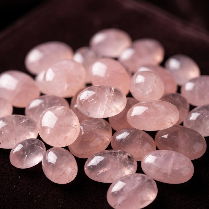 Pembe Kuvars Taşı Minik Tımbıl Kütle – 30 Gr Yaklaşık 10 Adet