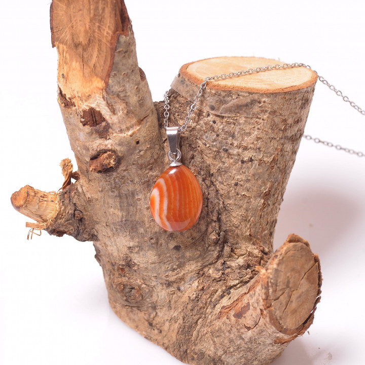 Akik Taşı Kolye - Çelik Malzemeli (Kararmaz)