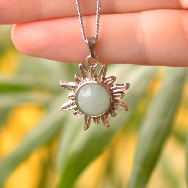 Akuamarin Taşı Güneş Kolye