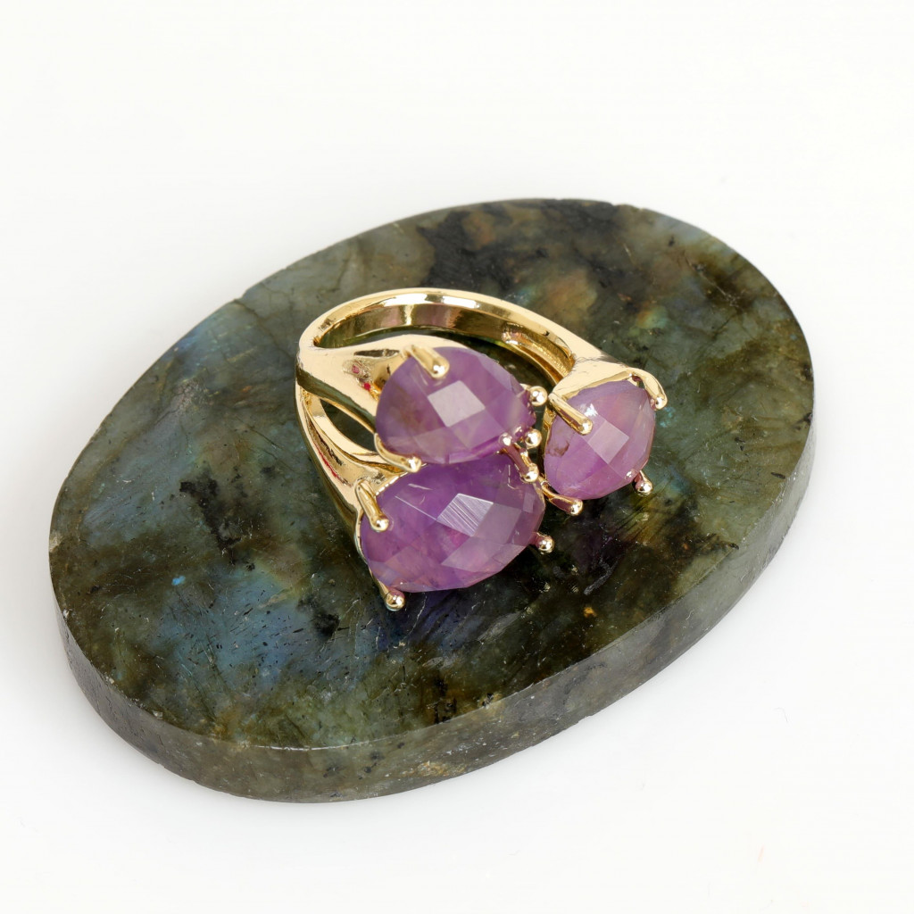 Altın Renkli Ametist  Taşı Üçlü Yüzük Altın Renkli Ametist  Taşı Üçlü Yüzük