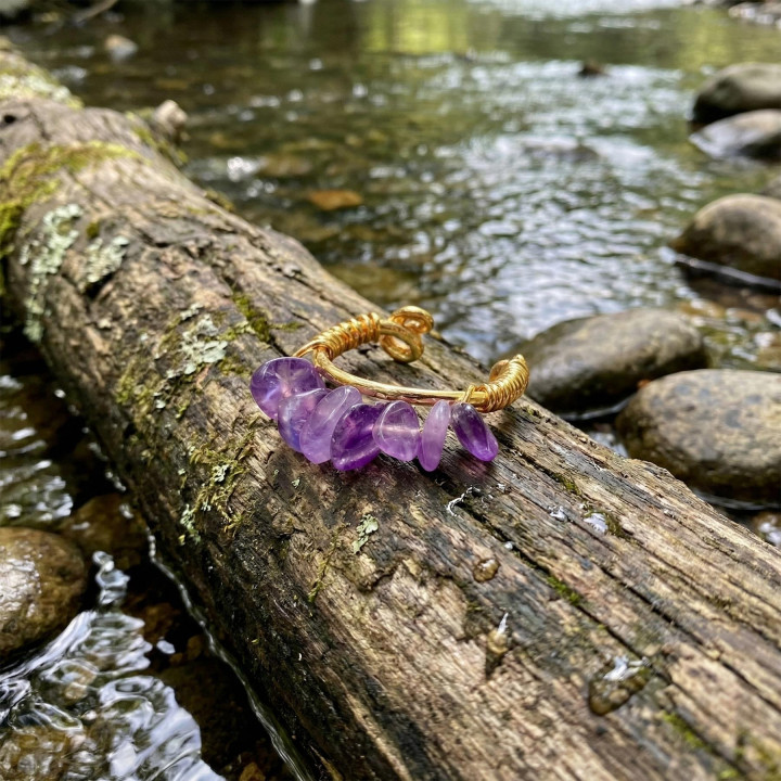Ametist Taşı Ayarlamalı Yüzük - Altın Renkli