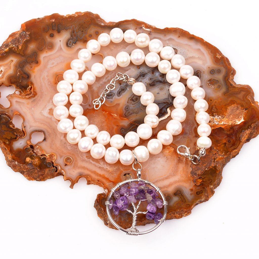 Amethyst Stone-set Pearl Necklace