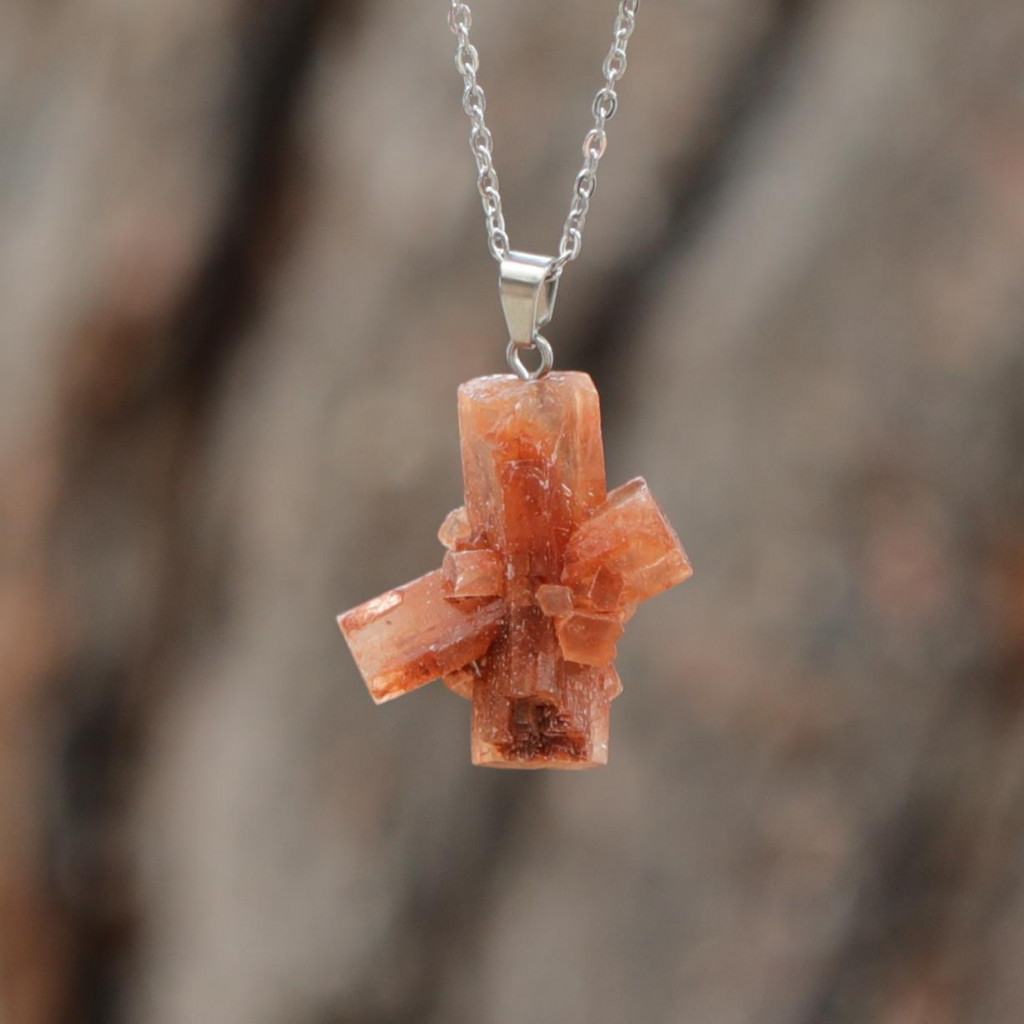 Aragont Taşı Çelik Kolye Ucu