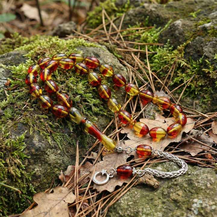 Bakır Ateş – Altın Hareli Çelik Püsküllü Sıkma Kehribar Tesbih (7*11 mm)