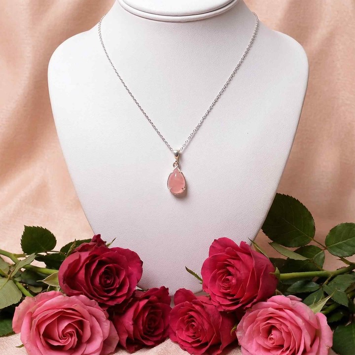 Berceste Model Pembe Kuvars Taşı Gümüş Kolye - Damla Şeklinde