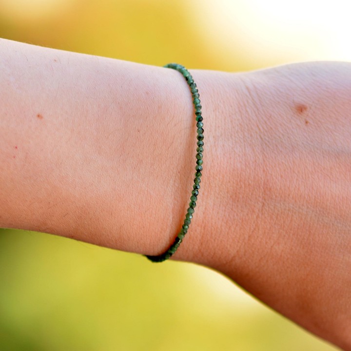 Çok İnce Zümrüt Taşı Gümüş Bileklik - 2,2 mm