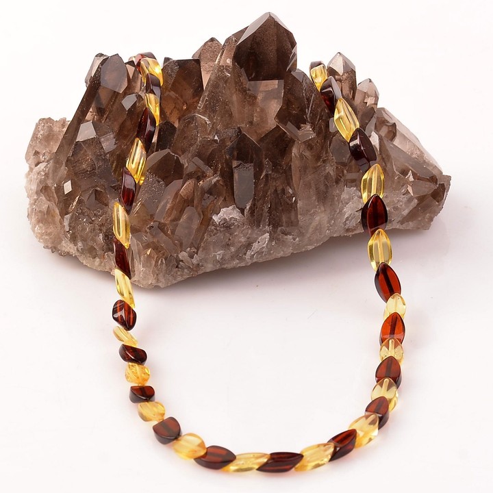 Damla Kehribar Kolye - Balık Sırtı Modeli