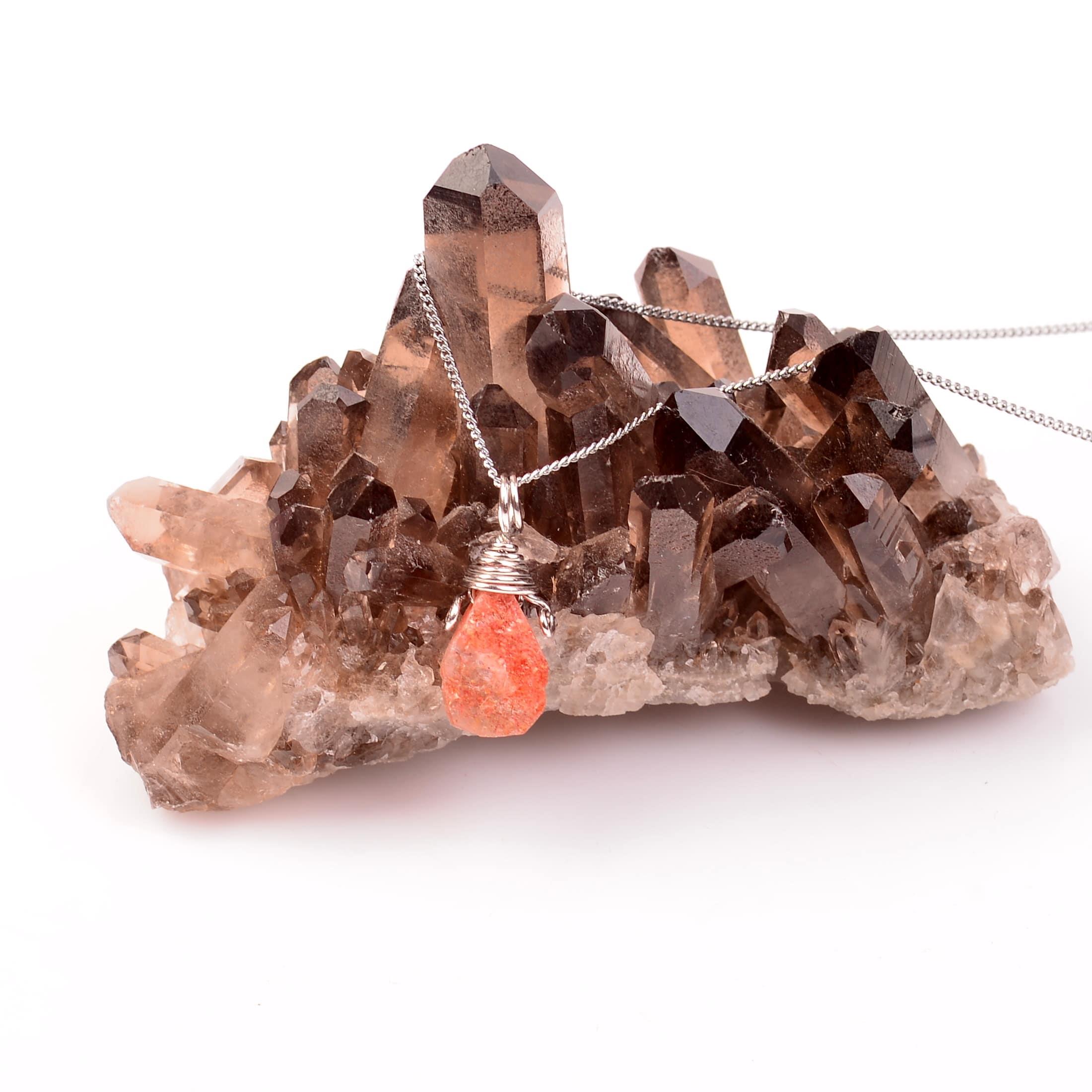 Drop Şeklinde Sun Stone Necklace