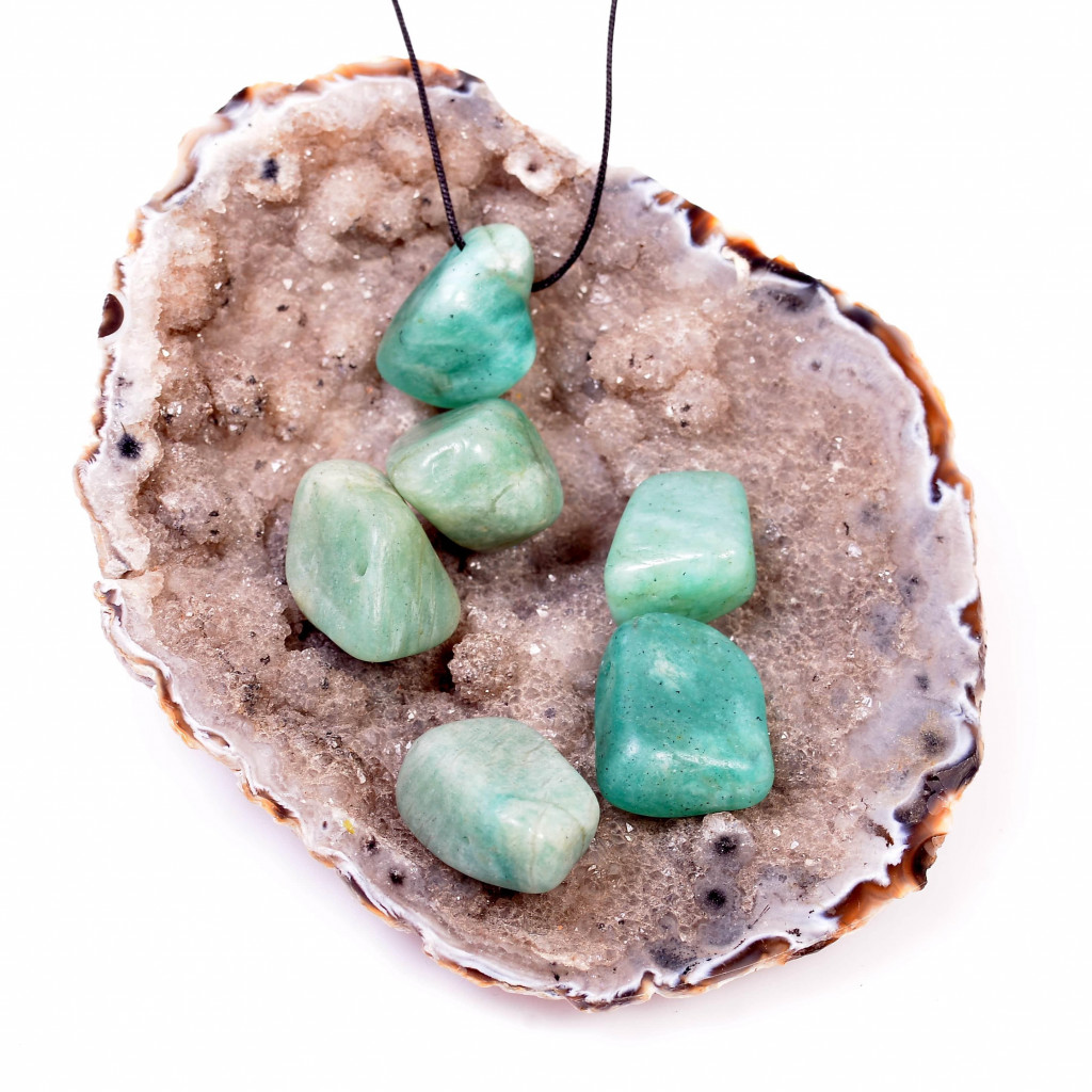 Delikli Amazonit Taşı - Küçük Boy Delikli Amazonit Taşı - Küçük Boy