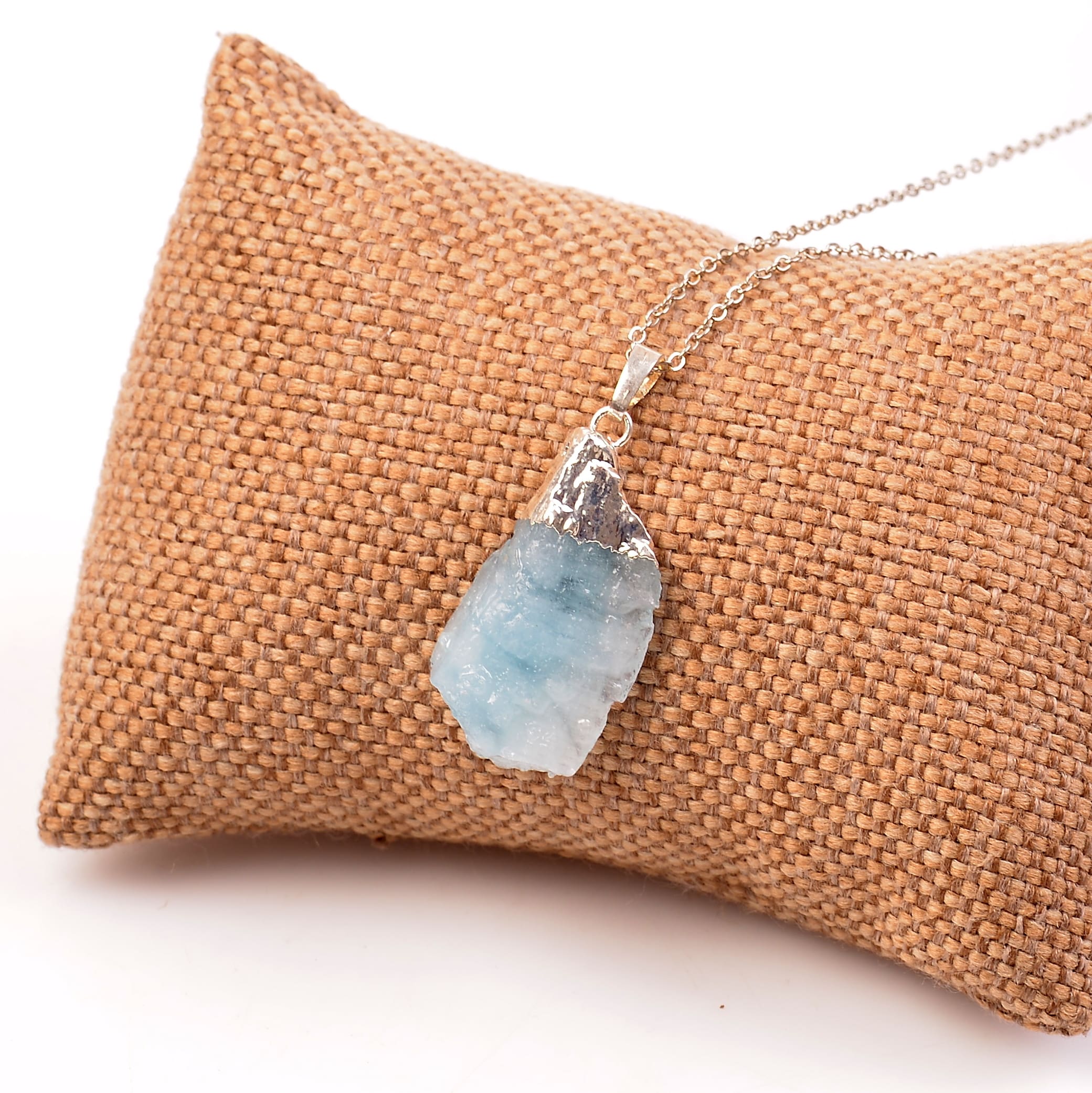 Ham Akuamarin Stone Necklace