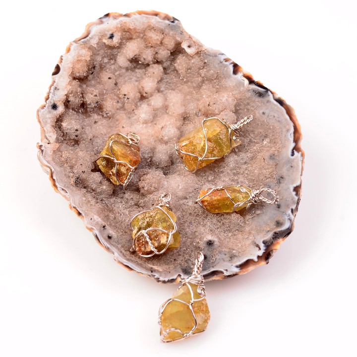 Ham Heliador Taşı Kolye - Altın Beril