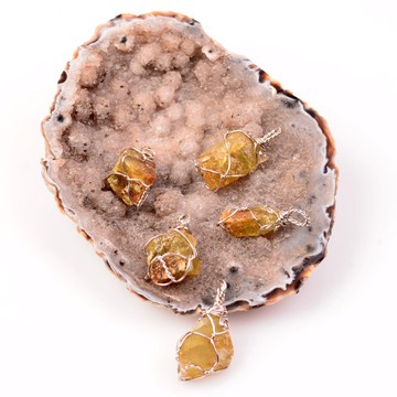 Ham Heliador Taşı Kolye - Altın Beril - 2