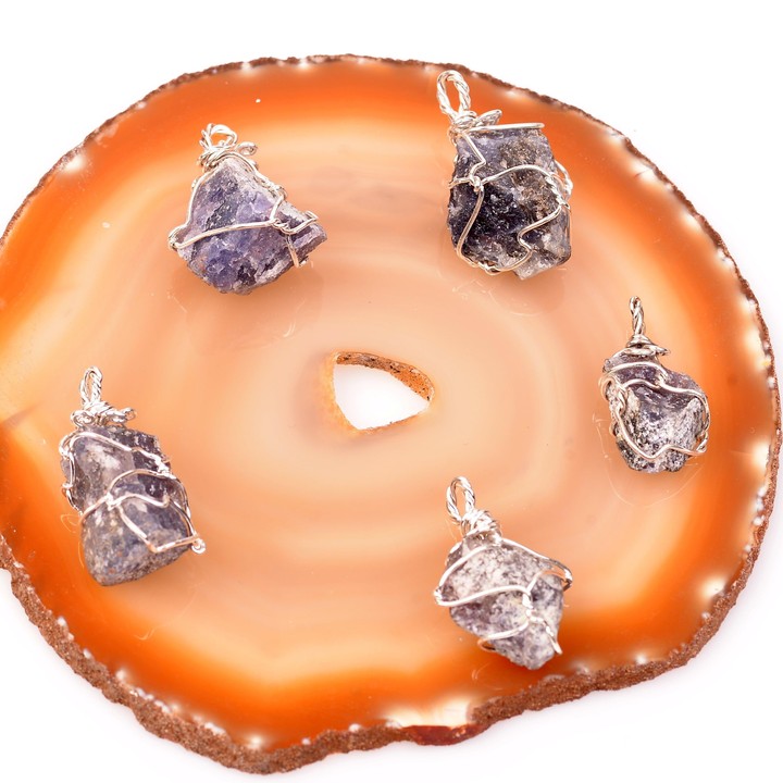 Ham İyolit Taşı Kolye - Tel Sargılı