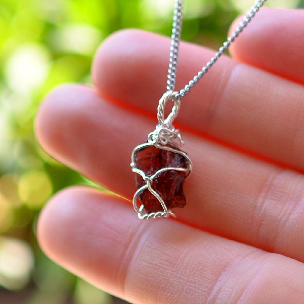 Ham Lal Taşı Kolye - Tel Sargılı