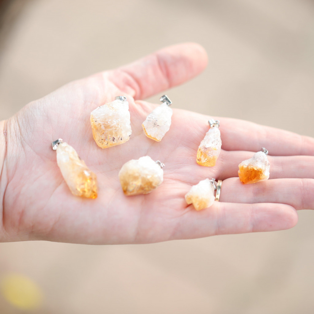 Ham Sitrin Taşı Çelik Kolye – Para Taşı