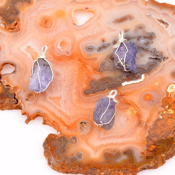 Ham Tanzanit Taşı Kolye - Gümüş Tel Sargılı