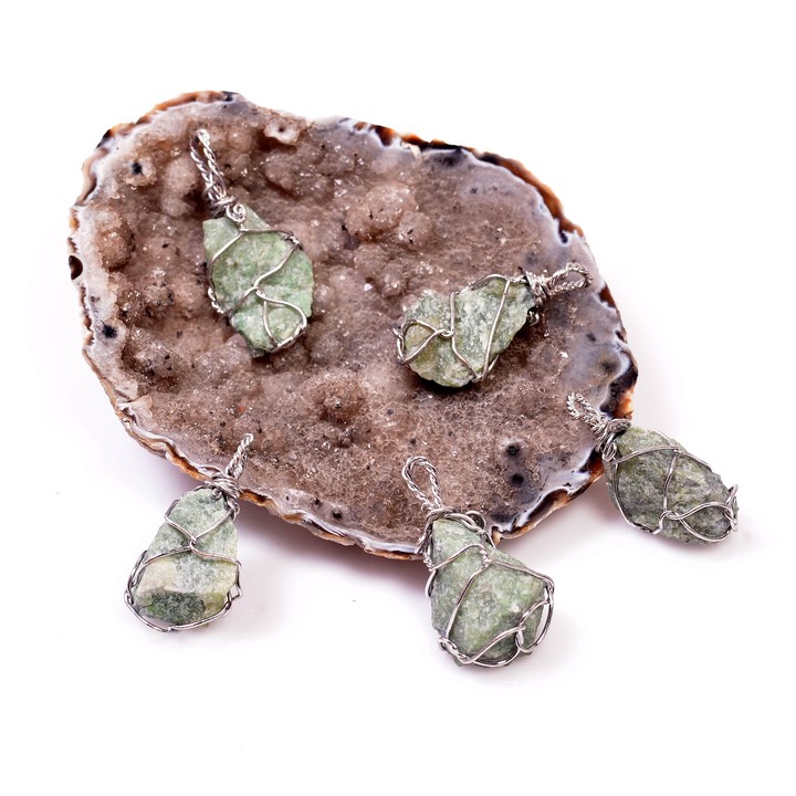 Ham Yeşim Taşı Kolye - Tel Sargılı ( Nefrit Yeşimi ) - 2