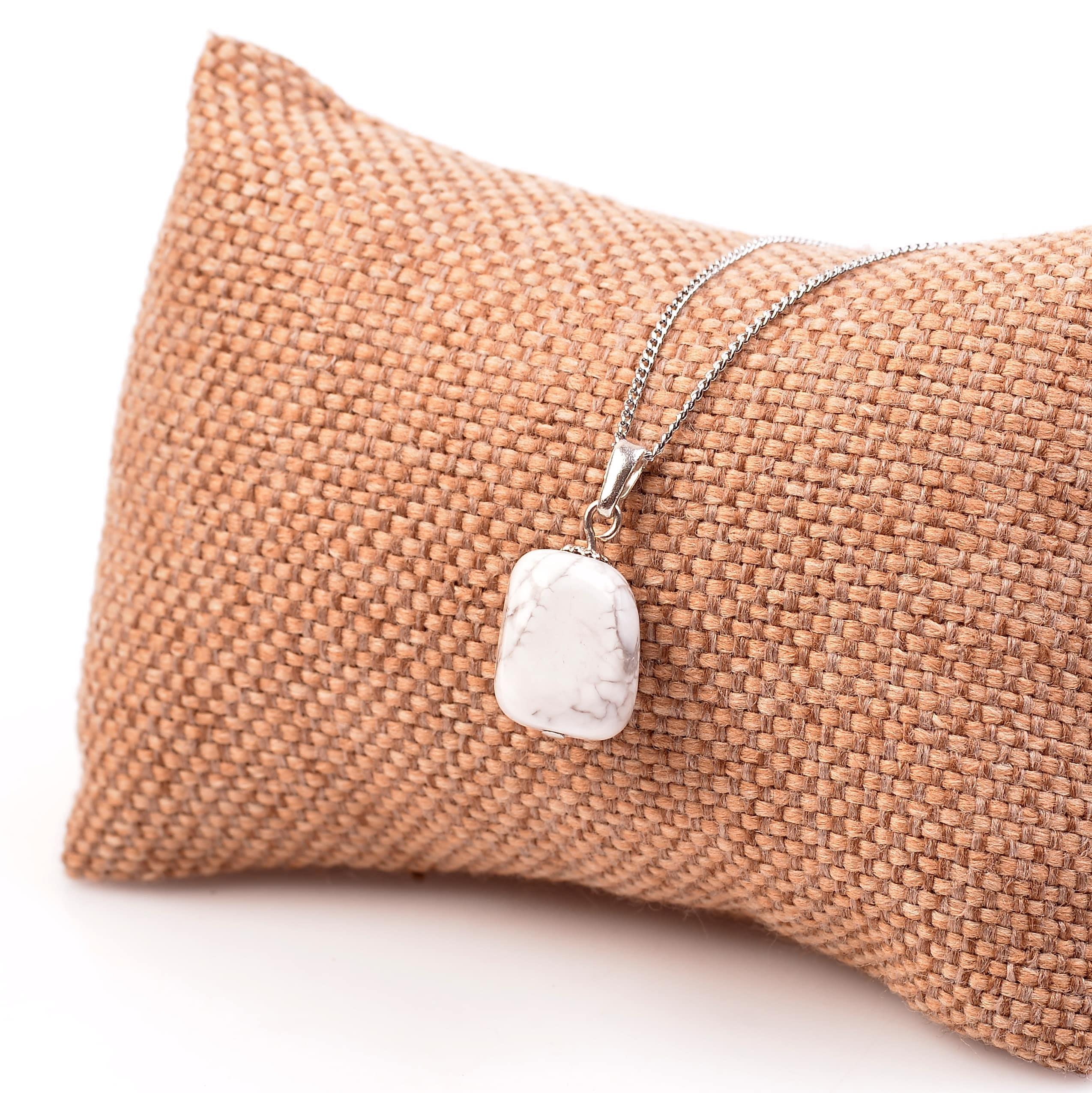 Havlit Stone Necklace Cube Şeklinde