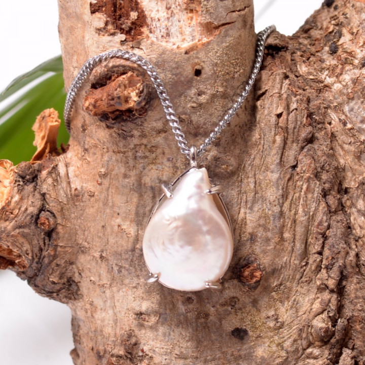 İnci Kolye - Dört Tırnak