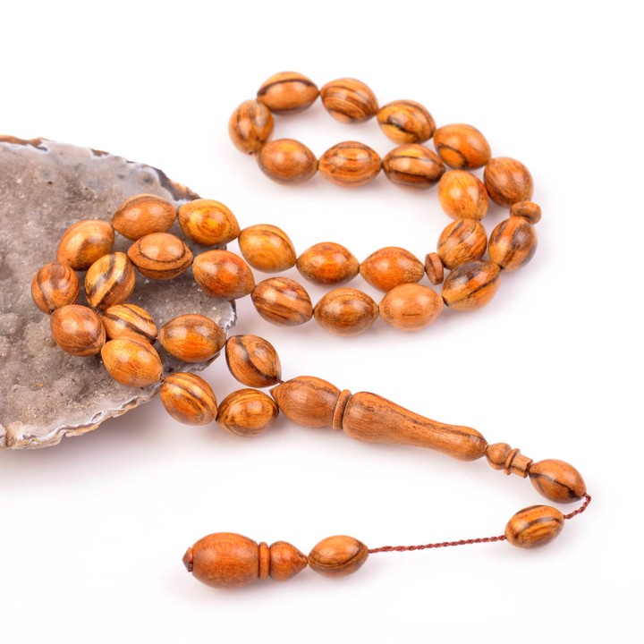 İri Boy Arpa Kesim Öd Ağacı Tesbih - 12*16 mm