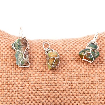 İşlenmemiş Siyah Opal Taşı Gümüş Kolye - 2