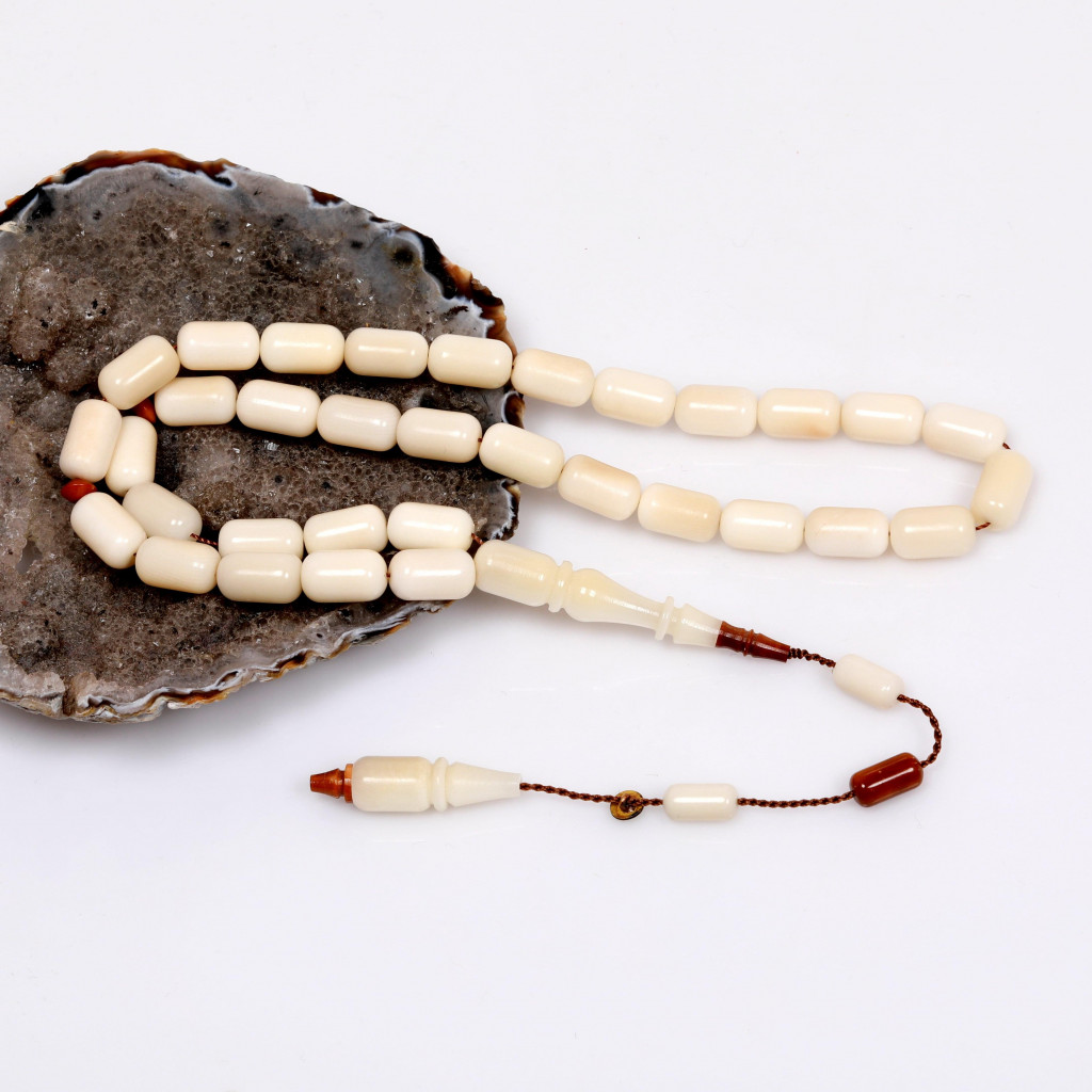 Kapsül Kesim Narçıl Ağacı Tesbih (7*12 mm) - Usta İşi - Kuka İşlemeli