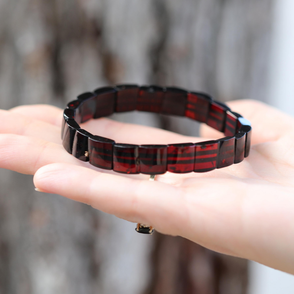 Kare Kesim Baltık Kehribar Bileklik – Doğal Gerçek Kehribar (Elastik) - Koyu Renk