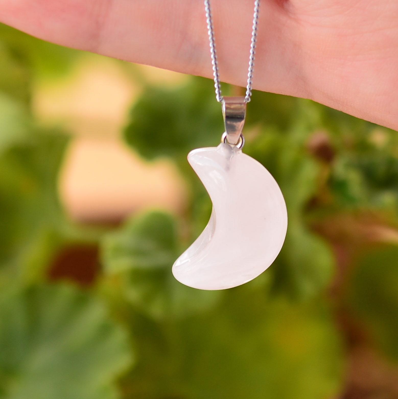 Crystal Quartz Stone Ay Şeklinde Necklace