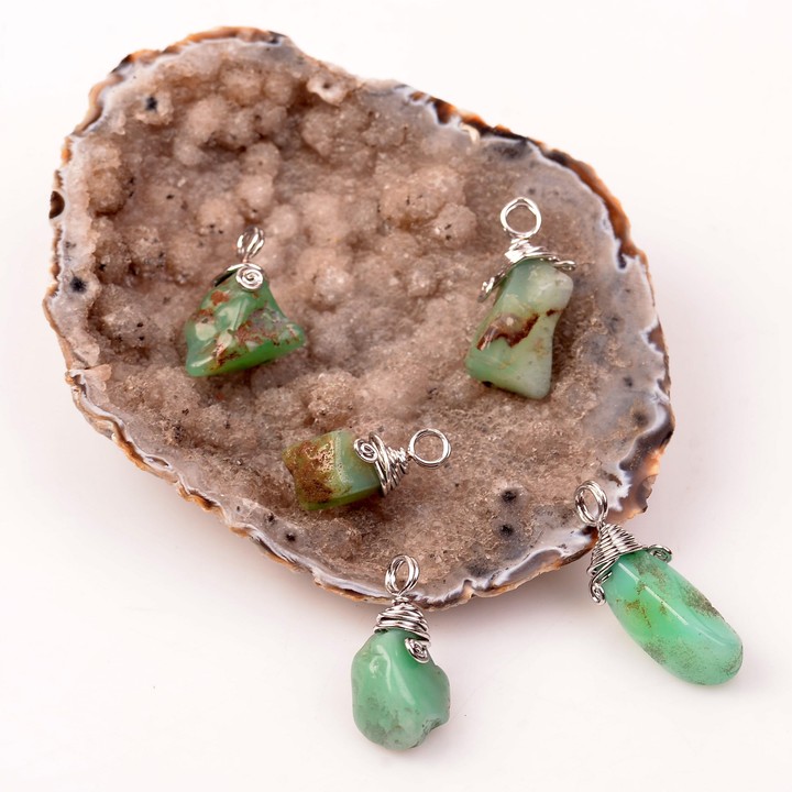 Krizopras Taşı Şekilsiz Kolye