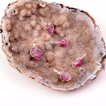 Küçük Boy Ham Yakut Taşı Kolye - Tel Sargılı - 2