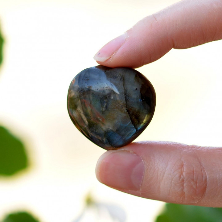 Küçük Boy Labradorit Taşı Kalp Kütle