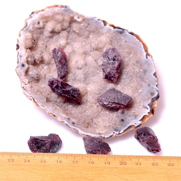 Küçük Boy Lal Taşı İşlenmemiş Ham Kütle - 2