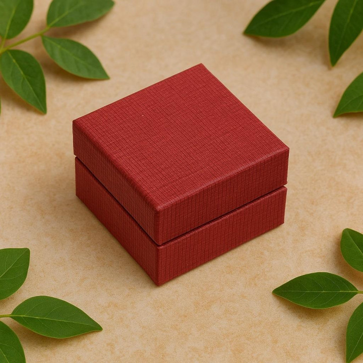 Kumaş Kaplı Yüzük Kutusu – 6,5 x 6,5 x 4,5 cm - 1