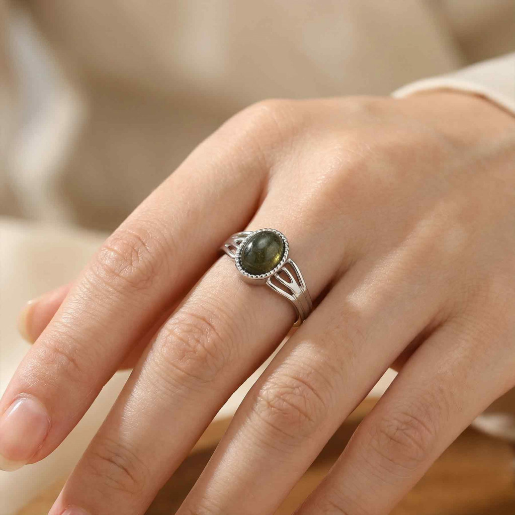 Koyu Renk Labradorit Taşı Çelik Yüzük - Kararmaz