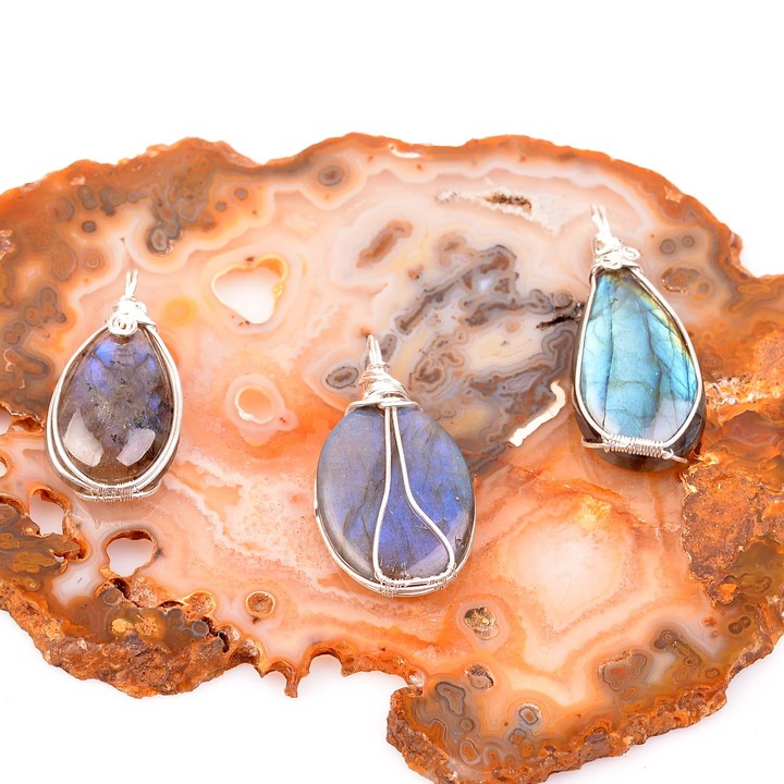 Labradorit Taşı Kolye - Gümüş Tel Sargılı