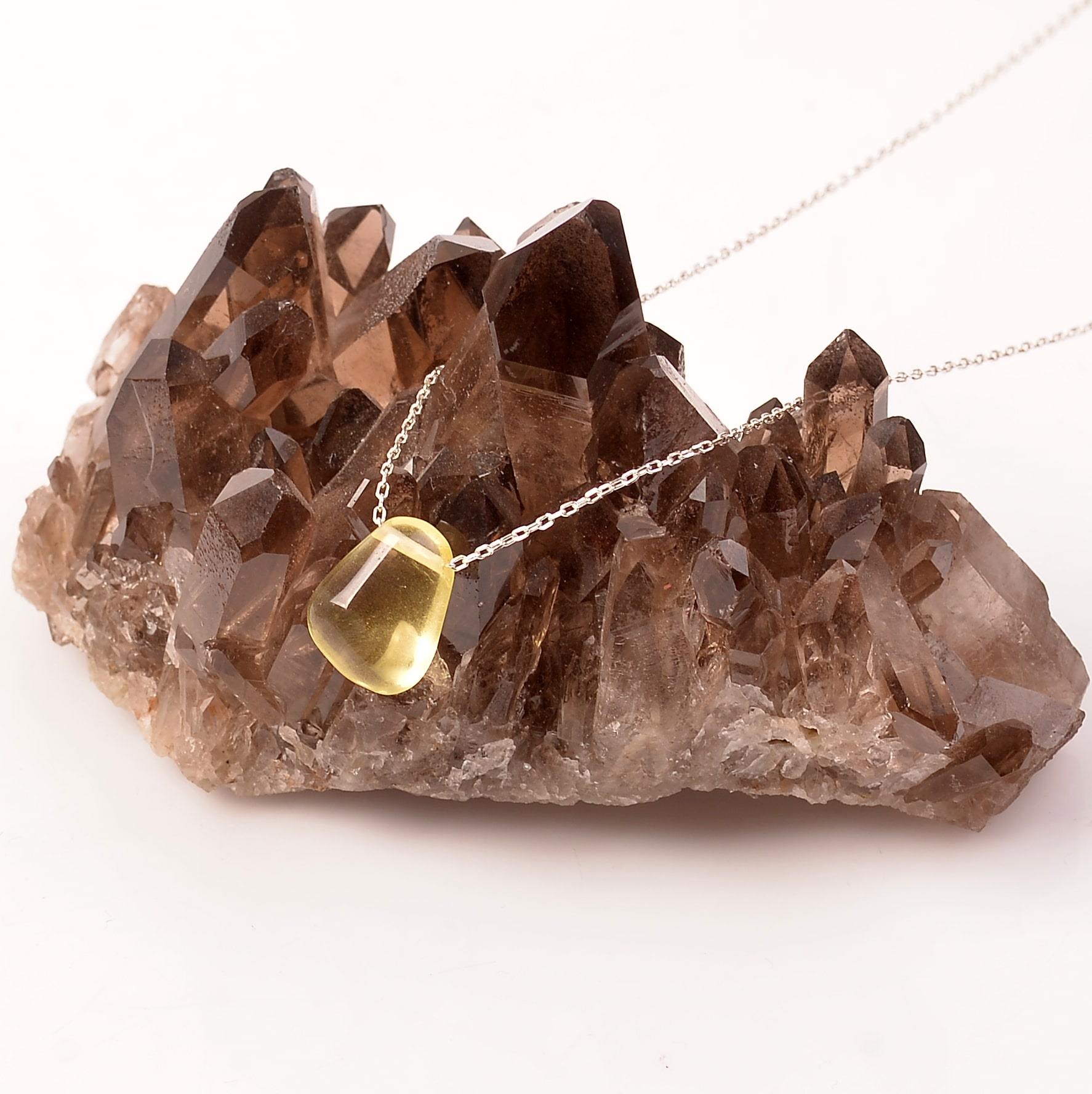 Limon Quartz Stone Silver Necklace