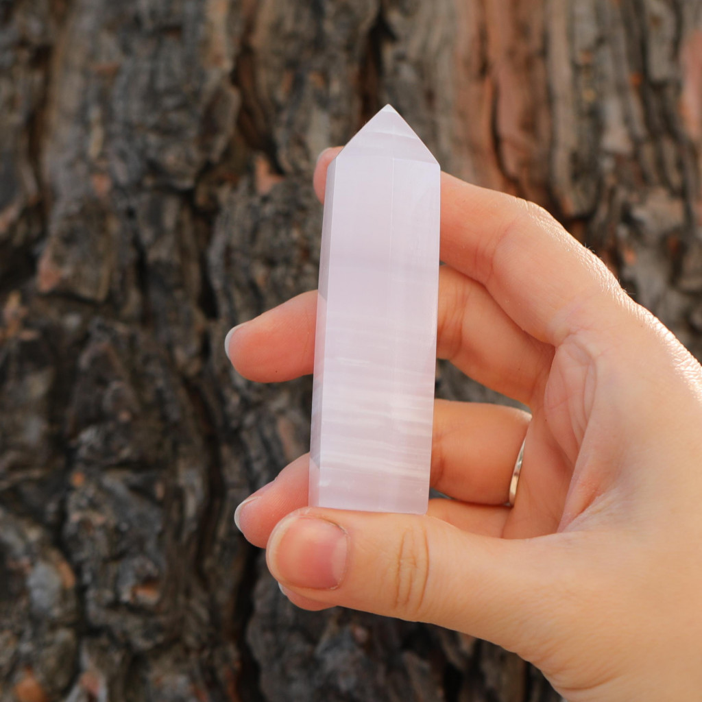 Mangano Kalsit Taşı Kazık Kütle