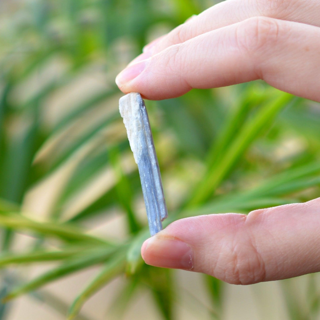 Mavi Kyanit Taşı Çubuk Kütle - Küçük Boy