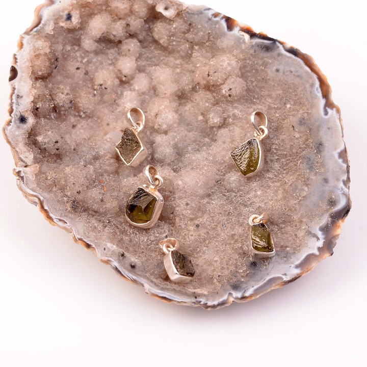 Moldavit Taşı Gümüş Kolye - Küçük Boy