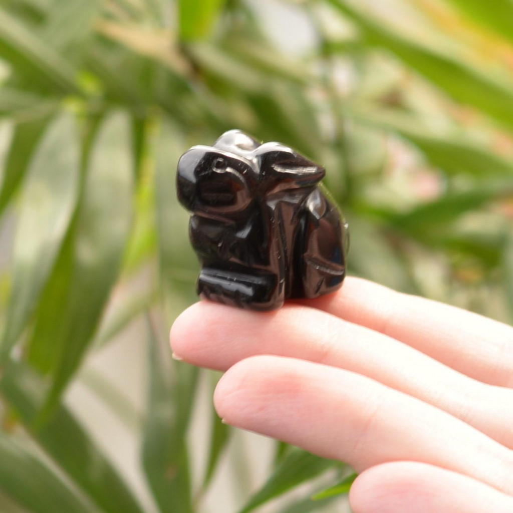 Obsidyen Taşı Tavşan Figürü - 4 cm ( Küçük Boy )
