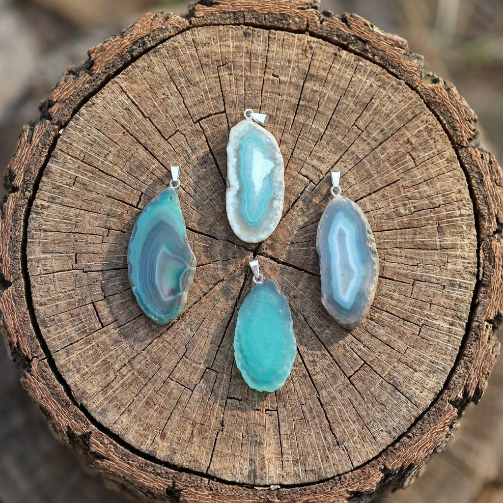 Yeşil Akik Taşı Dilim Kolye – Çelik Zincirli