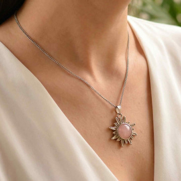 Pembe Kuvars Taşı Güneş Kolye