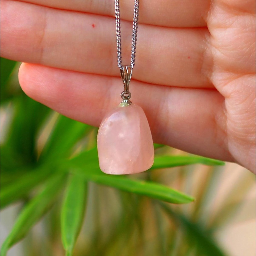 Pembe Kuvars Taşı Şekilsiz Kolye