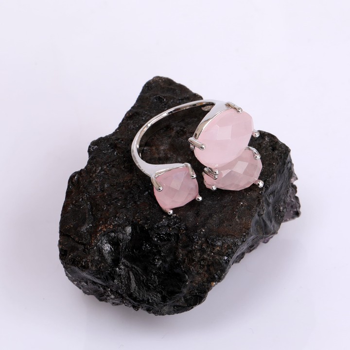 Pembe Kuvars Taşı Üçlü Yüzük - Üç Taşlı Yüzük - 2