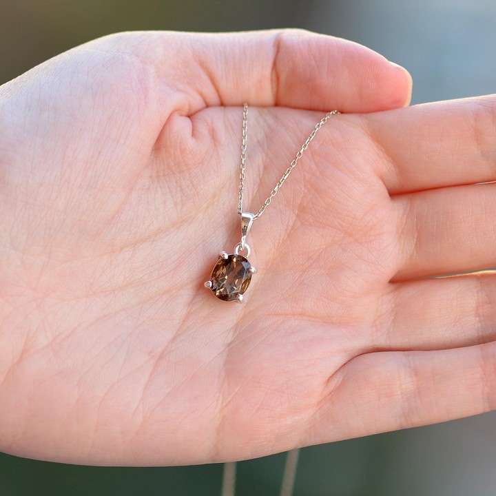 Sentetik Zultanit Taşı Gümüş Kolye ( Işığa Göre Renk Değiştiren Ürün )