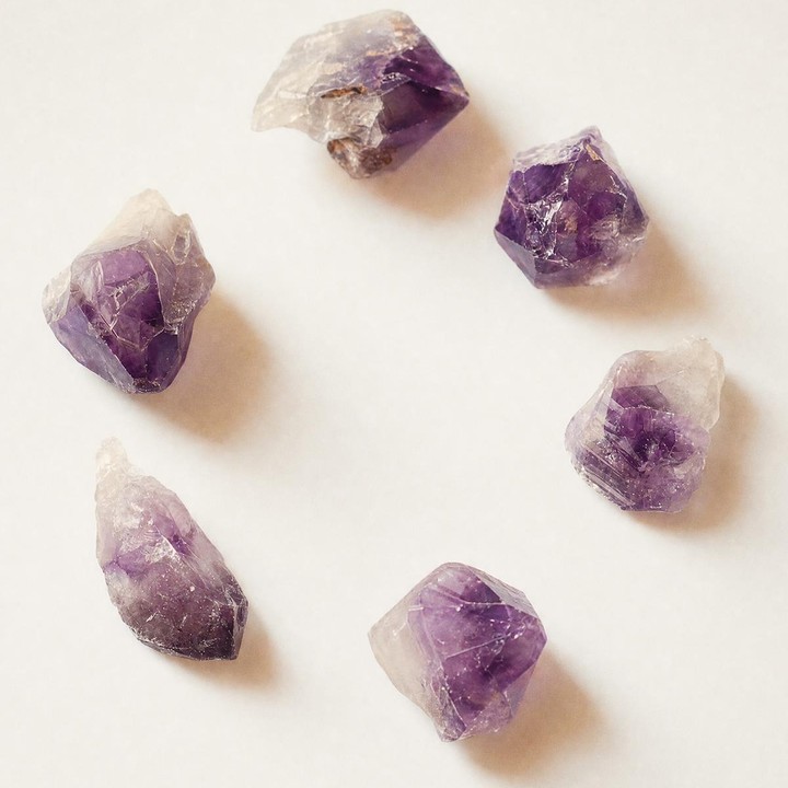Ametist Taşı Diş Şeklinde Doğal Parça