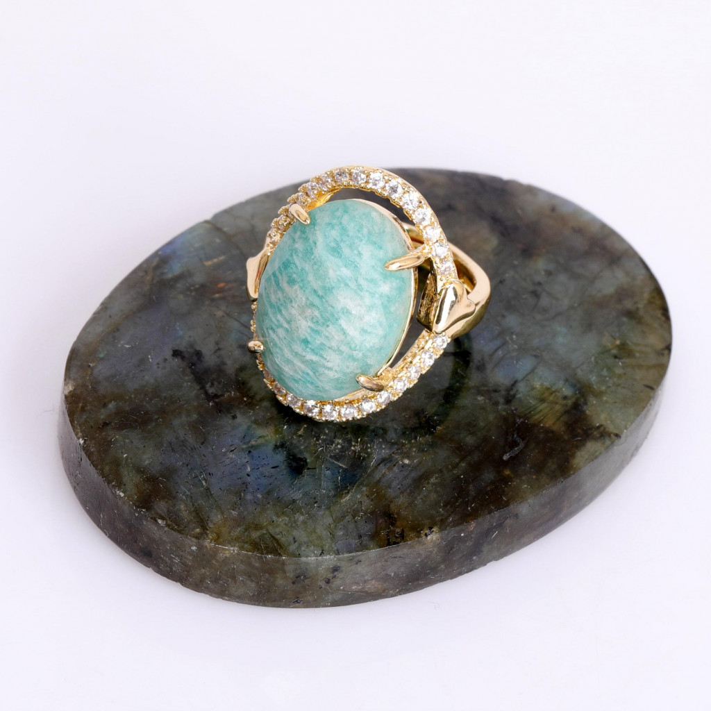 Taş Süslemeli Amazonit Taşı Yüzük - Altın Renkli Ayarlamalı Yüzük