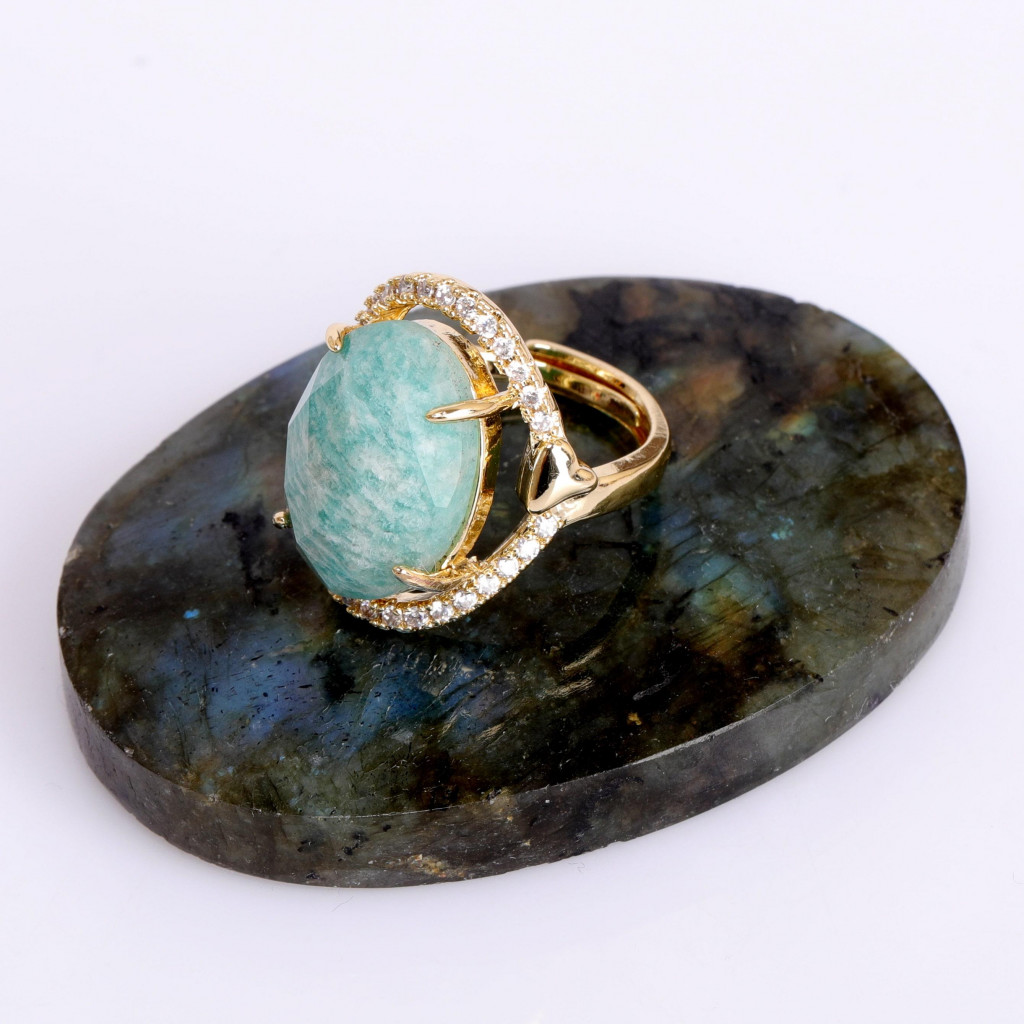 Taş Süslemeli Amazonit Taşı Yüzük - Altın Renkli Ayarlamalı Yüzük