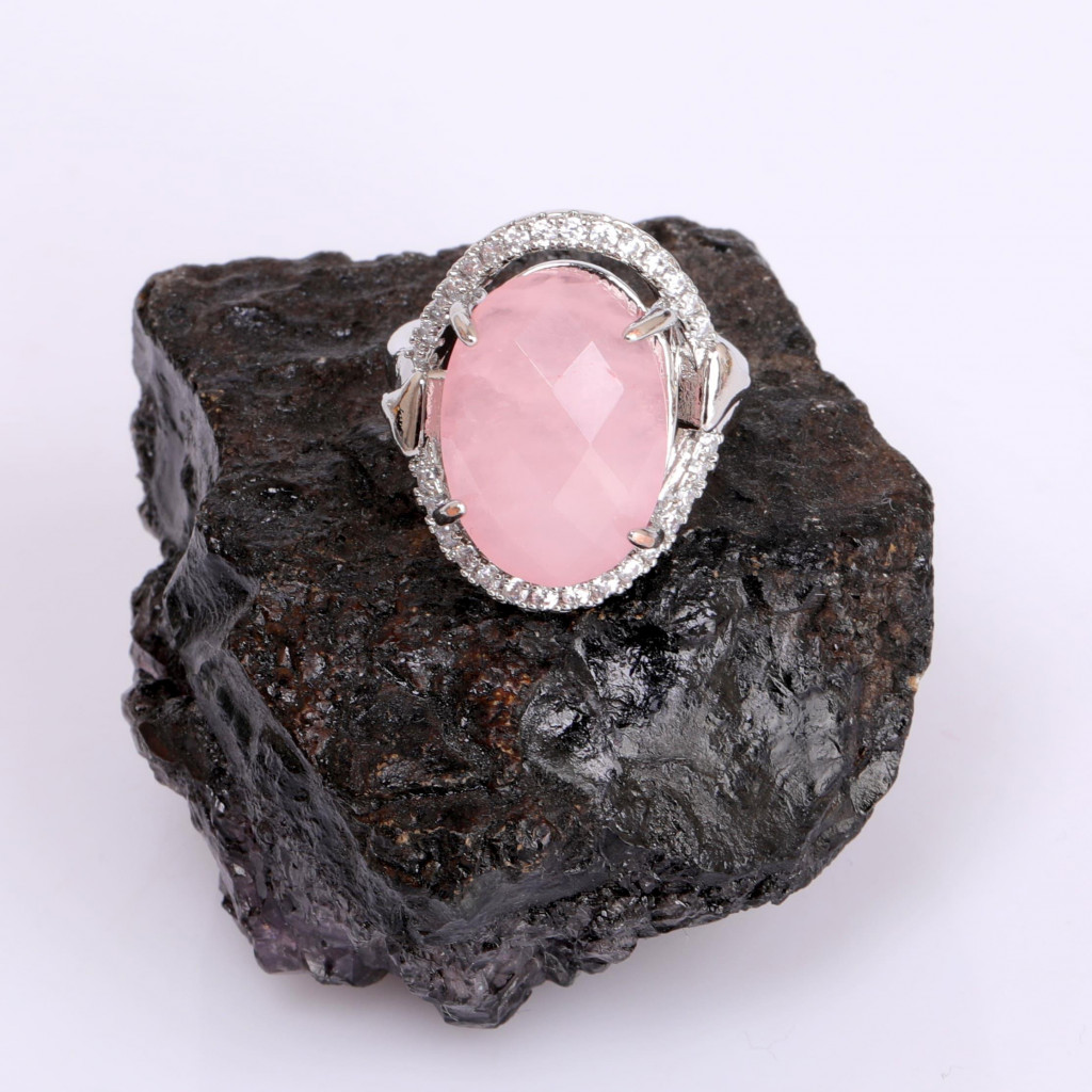 Taş Süslemeli Pembe Kuvars Taşı Yüzük - Ayarlamalı