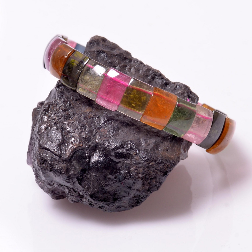 Turmalin Taşı Bileklik - Dörtgen Kesim Yüksek Kalite